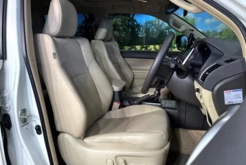 Toyota Land Cruiser Prado , 2024