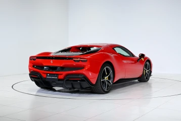 Ferrari 296 GTS , 2024