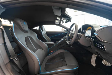 Ferrari Roma V8 F1 DCT, 2024