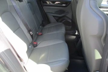 Porsche Macan 4, 2025