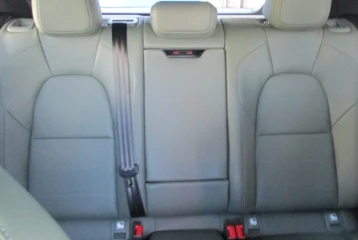 Porsche Macan 4, 2025