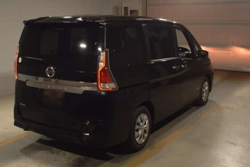 Nissan Serena X, 2022