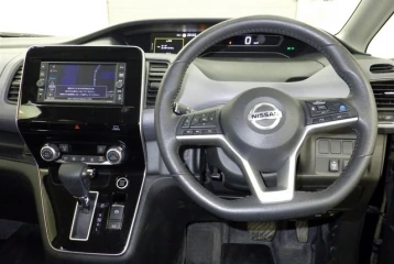 Nissan Serena Highway Star V, 2022