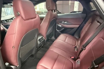 Jaguar E-Pace R-Dynamic SE 2.0L P250, 2022