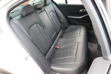 BMW 3 series 318i, 2021