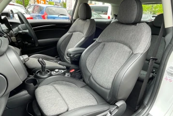 Mini Hatch 3-door Cooper DCT, 2023