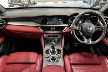 Alfa Romeo Stelvio TD Q4 Veloce, 2021