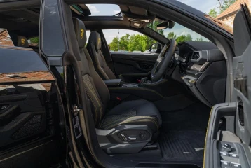 Lamborghini Urus SE, 2025