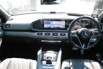 Mercedes GLS-class 600 Maybach, 2024