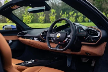 Ferrari 296 GTS Spider F1, 2024