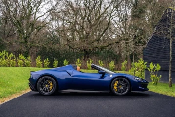 Ferrari 296 GTS Spider F1, 2024