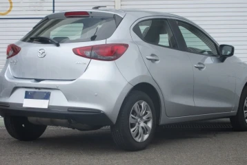 Mazda 2 15C 4WD, 2022