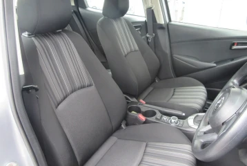 Mazda 2 15C 4WD, 2022