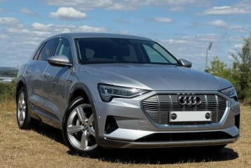 Audi e-tron 50 Technik Quattro, 2021
