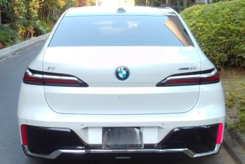 BMW i7 xDrive 60 M Sport, 2023