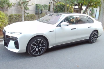 BMW i7 xDrive 60 M Sport, 2023