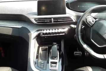 Peugeot 3008 GT Hybrid, 2022