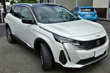 Peugeot 3008 , 2022