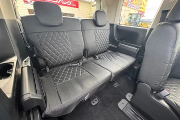 Mitsubishi Delica d:5 , 2023