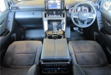 Toyota Land Cruiser 300 AX, 2023