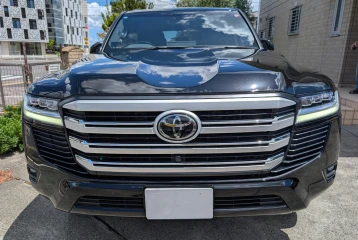 Toyota Land Cruiser 300 AX, 2023