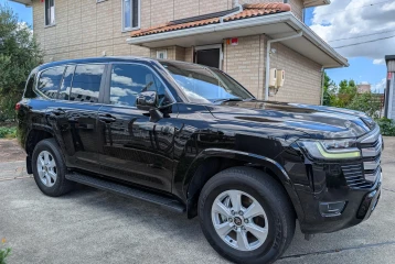 Toyota Land Cruiser 300 AX, 2023