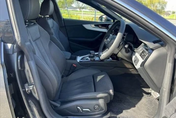 Audi A5 40 TDI Quattro S Line, 2023