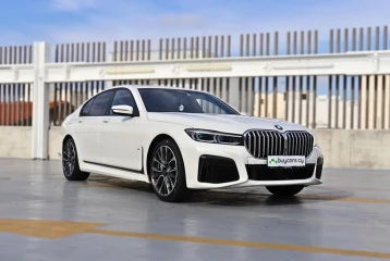 BMW 7 series 745E M-SPORT Hybrid, 2021