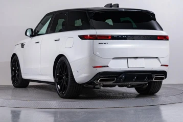 Land Rover Range Rover Sport Dynamic SE P550e, 2025