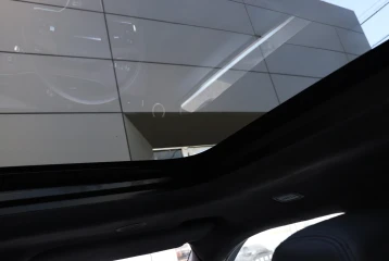 Land Rover Range rover evoque P300e  AWD Autobiography, 2024