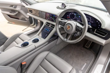 Porsche Taycan 97 kWh 4 Cross Turismo, 2025