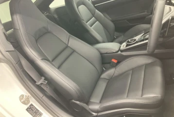 Porsche 911 PDK Carrera, 2025