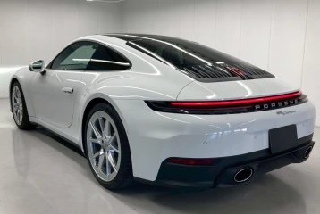 Porsche 911 PDK Carrera, 2025