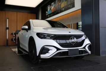 Mercedes EQE 350 4MATIC, 2024