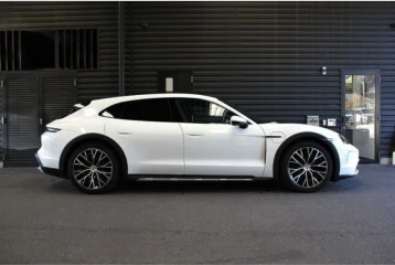 Porsche Taycan 97 kWh 4 Cross Turismo, 2025