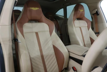 Aston Martin DBX 707, 2023