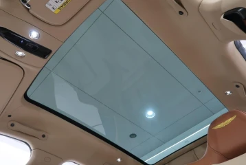 Aston Martin DBX 707, 2023