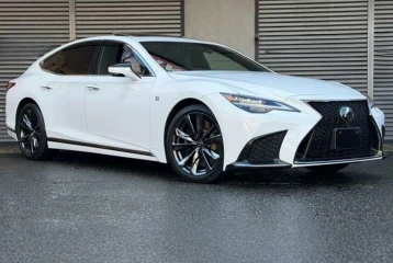 Lexus LS 500h F Sport, 2022