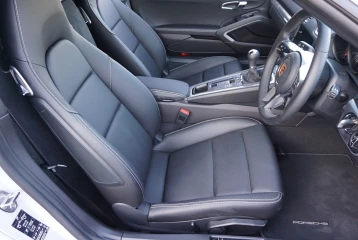 Porsche Boxster 718, 2024