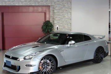 Nissan GT-R Pure Edition, 2023