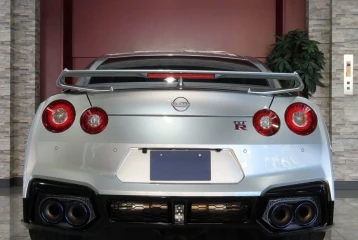Nissan GT-R Pure Edition, 2023