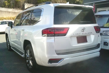 Toyota Land Cruiser ZX, 2023