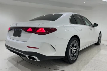 Mercedes E-class E 220 d Avantgarde AMG Line Package, 2025