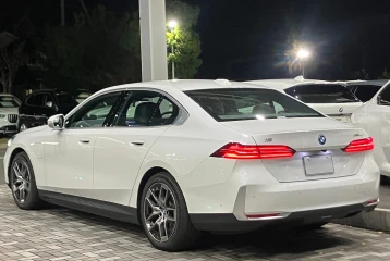 BMW i5 eDrive40 Excellence, 2024