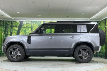 Land Rover Defender D300 S, 2024