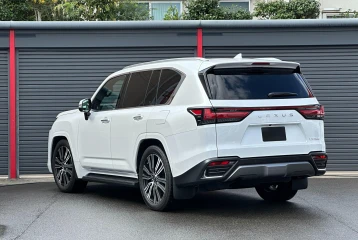 Lexus LX 600, 2023