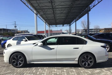 BMW 7 series 740i Excellence, 2023