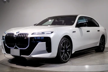 BMW i7 , 2025