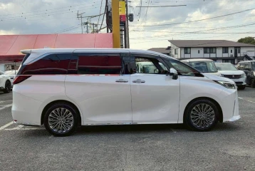 Lexus LM 500h Version L, 2025