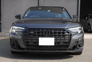 Audi A8 60 TFSI e quattro, 2023